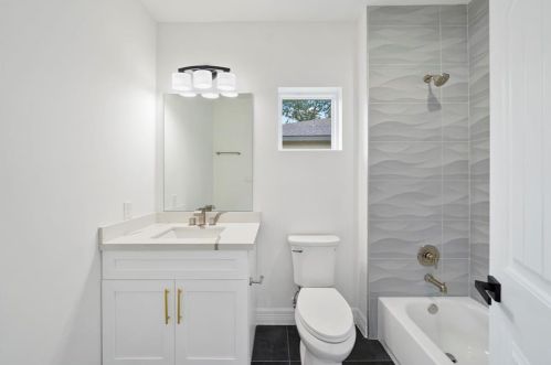 8610 Cross Country Dr, Humble TX 77346-6115 exterior