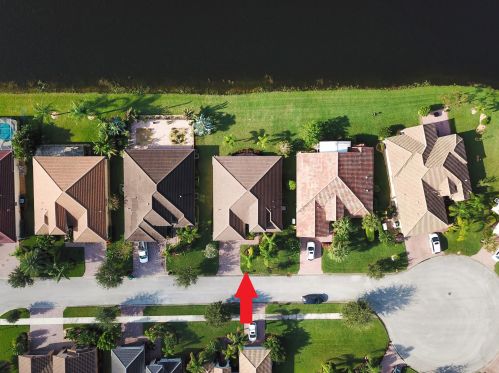 9849 Carrotwood Cir, Fort Pierce FL 34987-2478 exterior