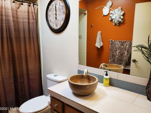 1086 Paseo Iris, Green Valley AZ 85614-3644 exterior