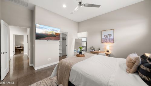 6846 13th Pl, Phoenix AZ  85014-1120 exterior