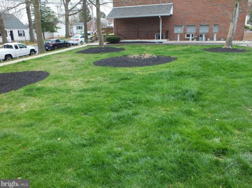 447 Pine St, Limerick PA  19468-1937 exterior