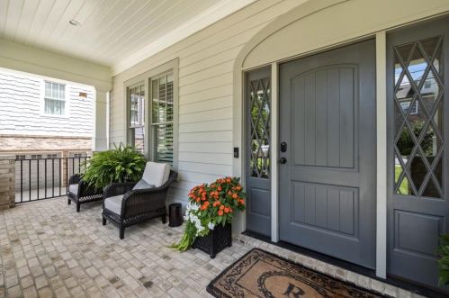 2935 Lookout Pl, Atlanta GA  30305-3217 exterior