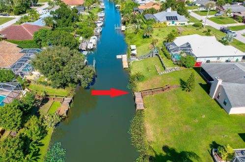 117 Sagamore Ter, Fort Pierce FL 34983-1262 exterior