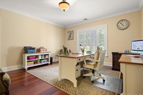 12 Thatcher Ter, Farmington CT 06032-1566 exterior