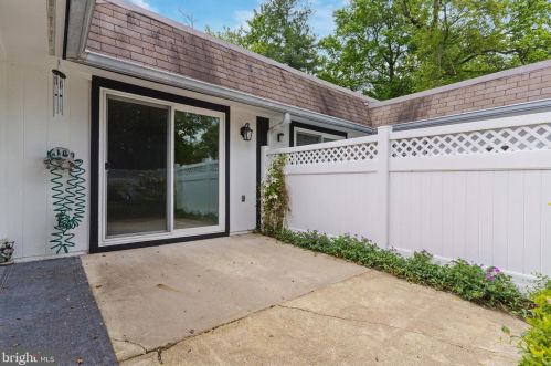 15220 Tottenham Ter, Silver Spring MD  20906-1426 exterior