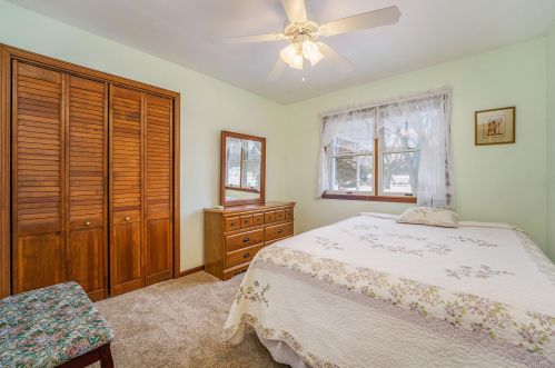 3660 Evaline Dr, Meskegon MI 49444-4133 exterior