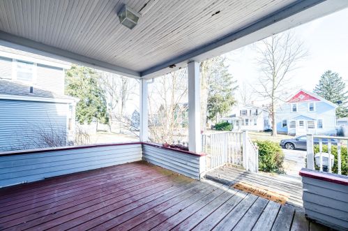 108 Michigan Ave, Dowagiac MI 49047-1908 exterior