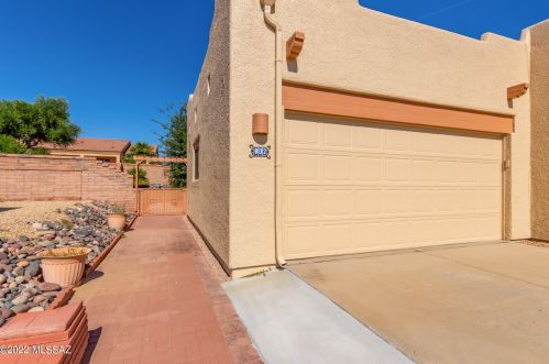 802 Belltower Dr, Green Valley AZ 85614-3268 exterior