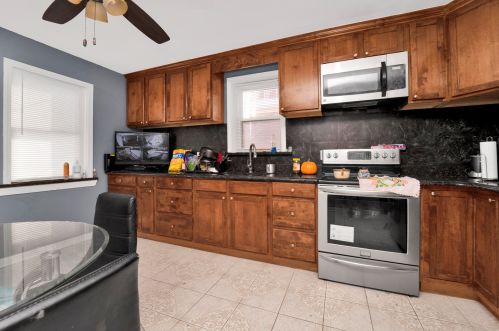 4553 Harding Ave, Chicago IL 60625-6311 exterior