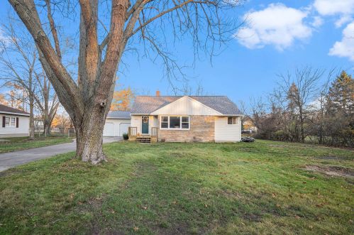 4650 Maple St, Meskegon, MI 49441-5341