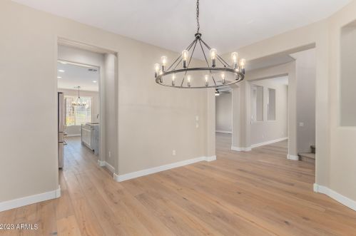 21713 38th Way, Phoenix AZ  85050-4923 exterior