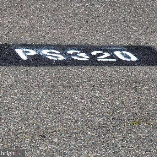 1011 Arlington Blvd, Arlington VA 22209-2226 exterior