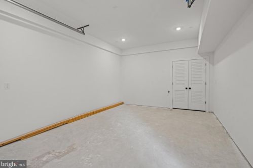 4315 Boone St, Philadelphia PA 19128-5003 exterior