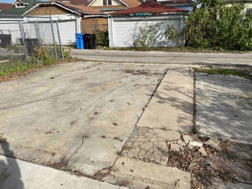 7519 May St, Chicago IL 60620-2955 exterior