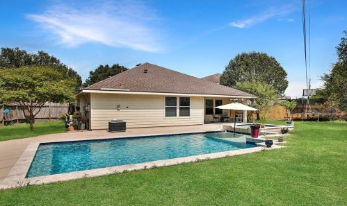 9502 Barr Spg Dr, Humble TX 77396-4228 exterior