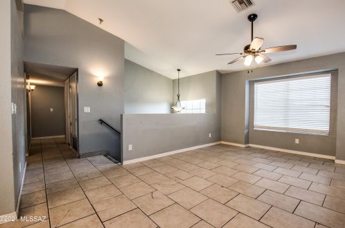 3413 Calle De Ln Bajada, Tucson AZ 85746-8341 exterior