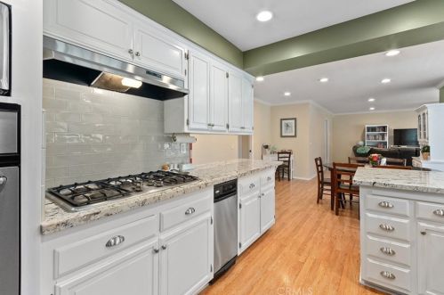 519 Candlewood St, Brea CA 92821-3619 exterior