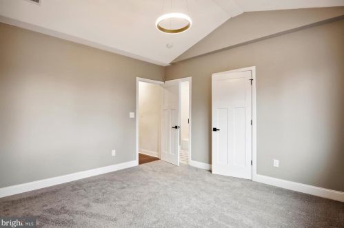 900 Prospect St, Silver Spring MD  20912-6875 exterior