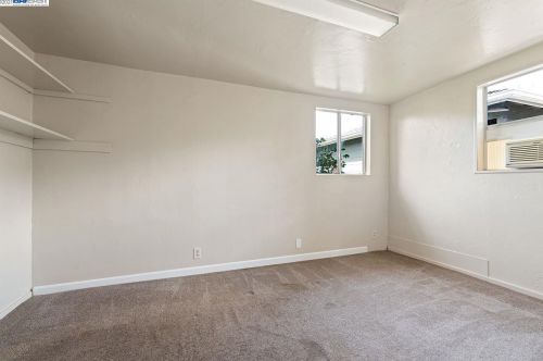 3775 Walnut Ave, Concord CA 94519-1947 exterior