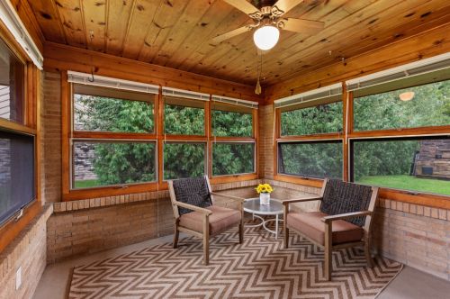 8745 Kildeer Ct, Milwaukee WI 53209-1320 exterior