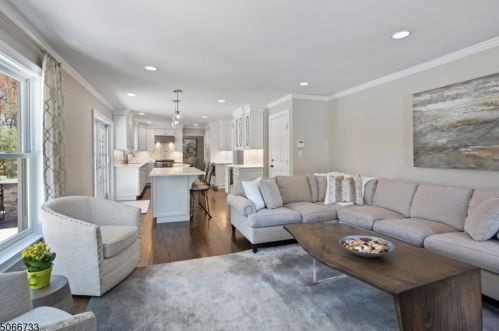 10 Applewood Ln, Morristown NJ 07960-5955 exterior