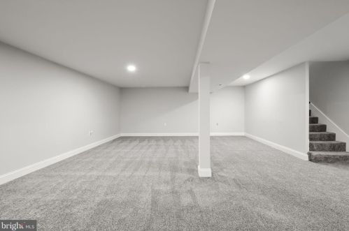 2202 Arden Dr, Fallston MD 21047-1402 exterior