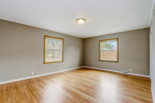 3160 Menomonee Riv Pkwy, Milwaukee WI 53222-3371 exterior