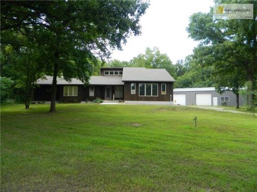 13301 263rd St, Peculiar, MO 64078-8430