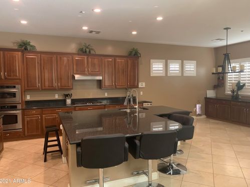 25909 55th Dr, Phoenix, AZ 85083-1200