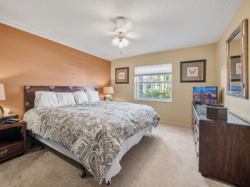 6834 Ashton St, Boynton Beach FL 33437-6040 exterior