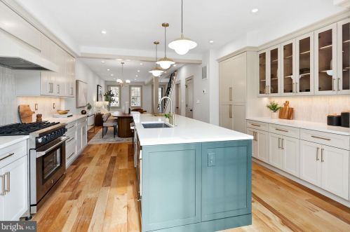 1613 Capitol St, Washington DC  20003-1620 exterior