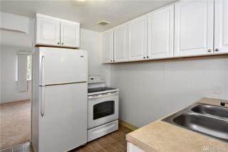 7542 21st Ave, Seattle WA  98106-1834 exterior