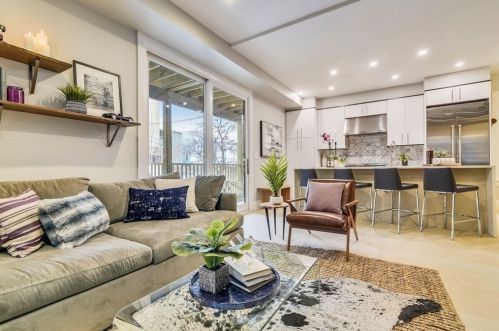 719 2nd St, Boston, MA 02127-2316