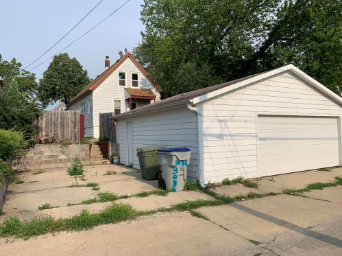 3036 9, Milwaukee WI 53206-3218 exterior