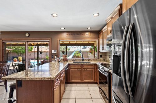 909 Msn Dr, Chandler AZ 85224-2243 exterior