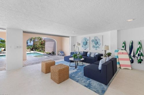 24 Casa Mar Ln, Naples FL 34103-3685 exterior