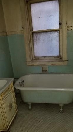 3307 Pensacola Ave, Chicago IL 60618-1208 exterior