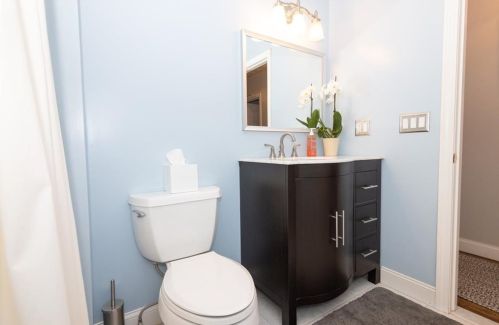 10 Olney St, Providence RI 02919-5152 exterior