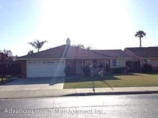 3804 Rainier Ct, Bakersfield CA  93312-3942 exterior