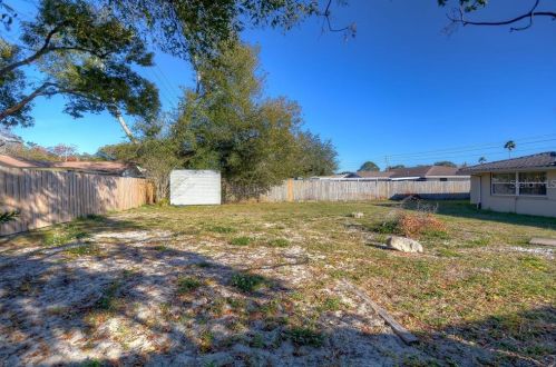 8005 Jasmine Blvd, Port Richey FL 34668-3225 exterior