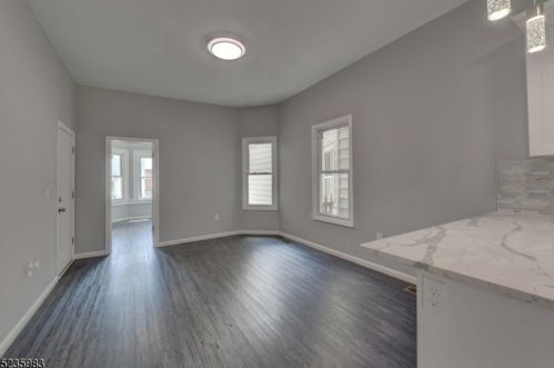 23 Barbour St, Paterson NJ 07508-1230 exterior