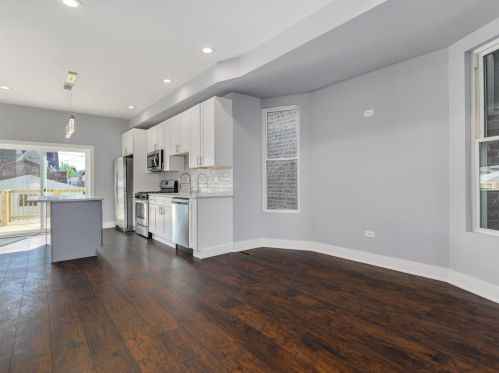 2047 Keeler Ave, Chicago IL 60803-1614 exterior