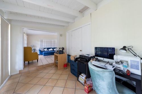 788 7 Ave, Naples FL 34102-6718 exterior