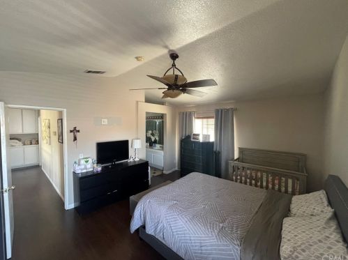 986 Mirada Dr, Perris CA 92571-9439 exterior