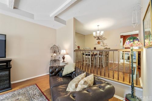 81 Pheasant Run, Edison NJ 08820-2943 exterior