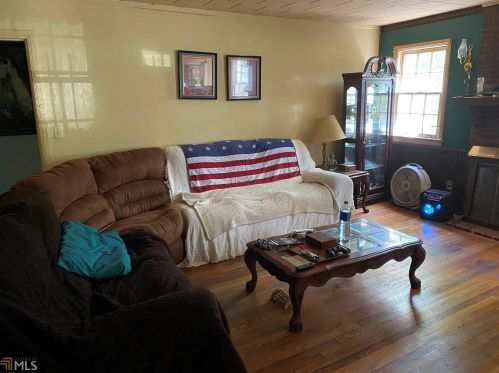 7214 Center St, Lithonia, GA 30058-4402