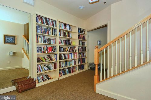 337 Fayette St, Alexandria VA 22314-2201 exterior