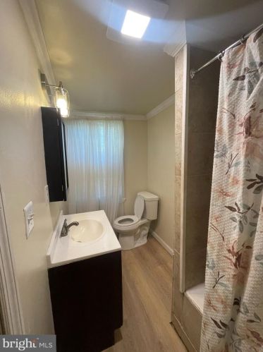 924 Carteret Ave, Trenton NJ  08618-5391 exterior