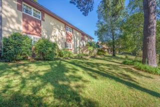 7126 Beacon Ln, Chattanooga, TN 37421-5220