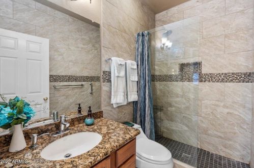 1620 Acoma Dr, Phoenix AZ 85032-5226 exterior